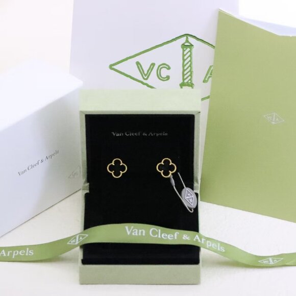 Van Cleef & Arpels Black Onyx Earrings - Picture 1 of 7